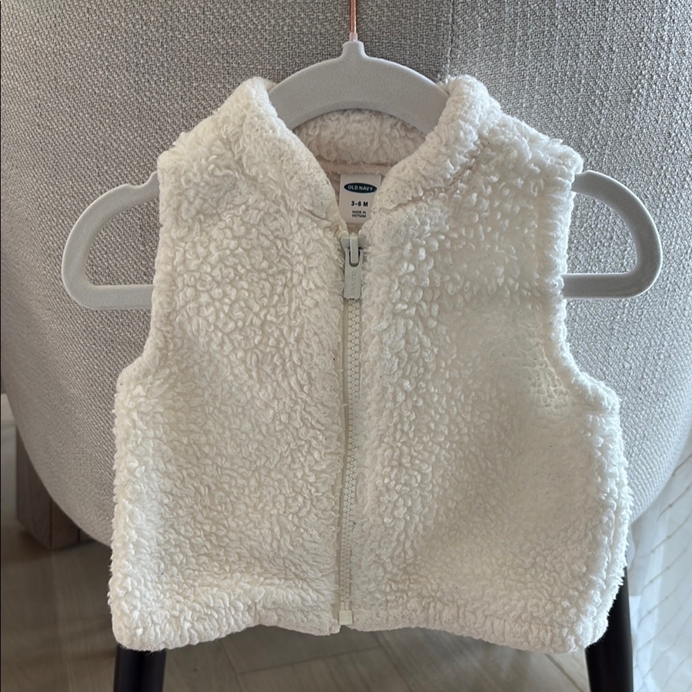 Old Navy Baby Girl Cozy White Sherpa Vest